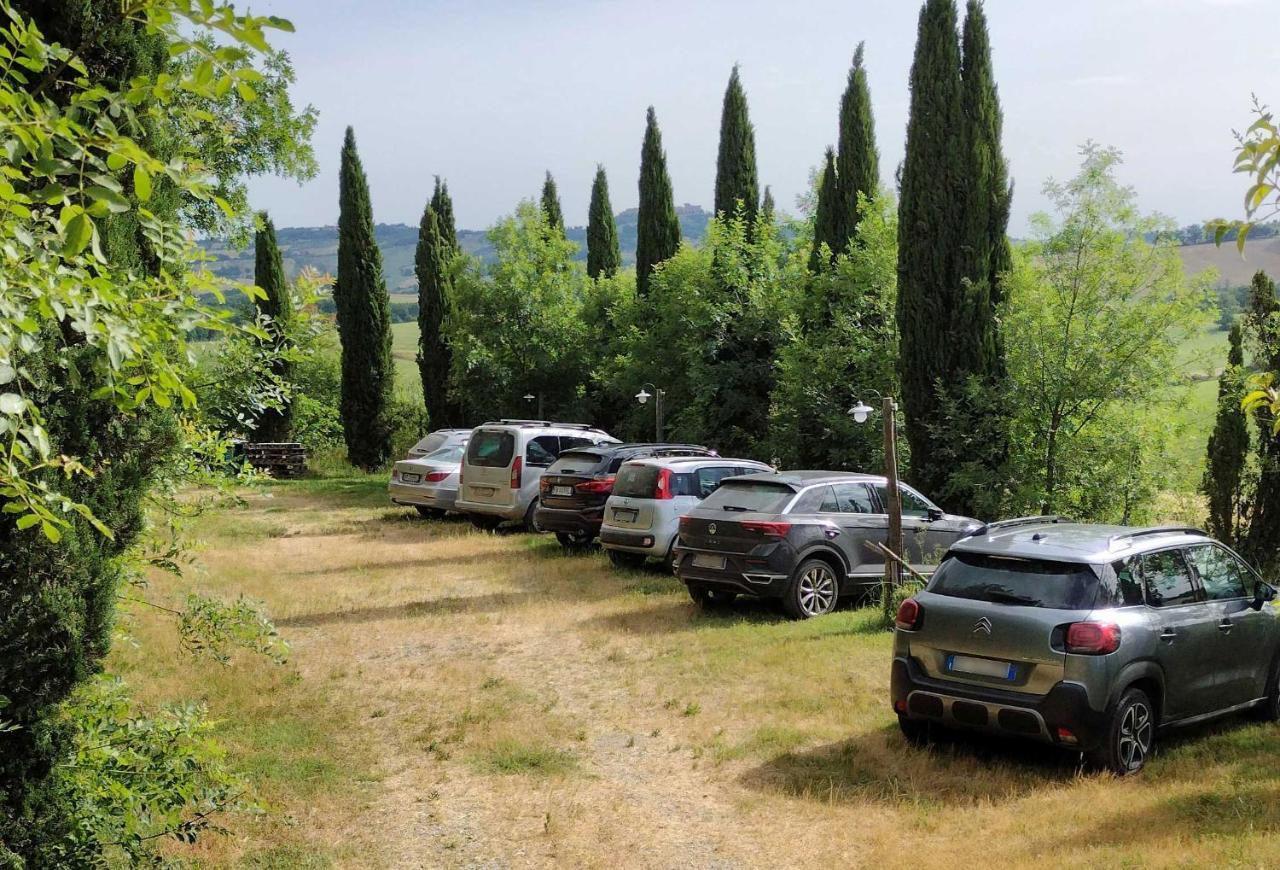 Hostal Casale Refoli Casole dʼElsa Exterior foto